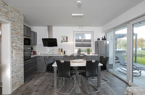 Muritz House | Vacation home directly on the lake, outdoor whirlpool and exclusive 20sqm wellness sauna