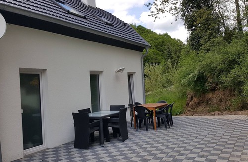 Zweifelscheid Apartment | Vacation home Eifel-Atrium, 150sqm, max. 16 persons