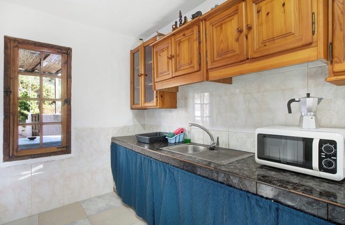 Granadilla de Abona House | Vacation Home "El Cazador 1" with Sea View, Shared Pool & Wi-Fi