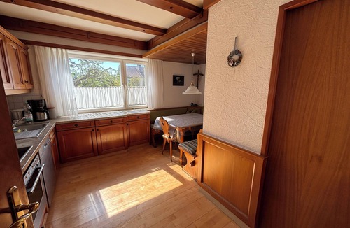 Eresing House | Vacation home for 6 guests - large garden & conservatory