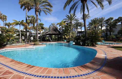 Saladillo-Benamara House | Vacation Home 'Frontline Paradise Townhouse' Near the Beach with Balcony & Pool