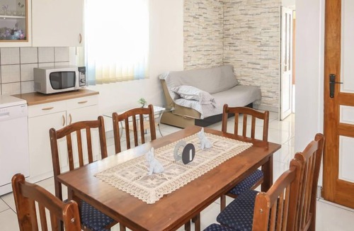 Cesarica House | Vacation home Golic by Interhome