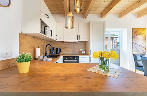 Kating House | Vacation home "Huus Appelboom" in Kating for up to 6 people