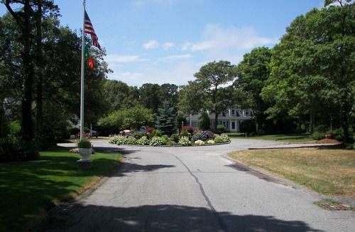 Hyannis House | Vacation home, Hyannisport Cape Cod, near beach, child safe street, 1 acre lot.