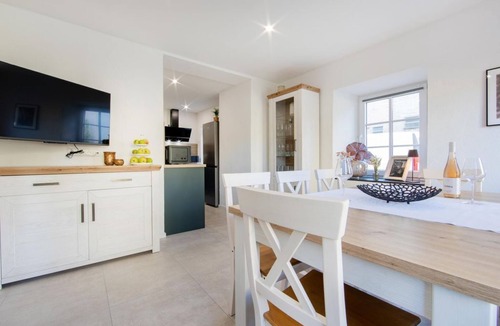 Immerath House | Vacation home Immerather Hof - 9-bed vacation home Immerather Hof up to 11 pers.