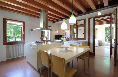 Silea House | Vacation Home in Cendon with 3 bedrooms sleeps 6
