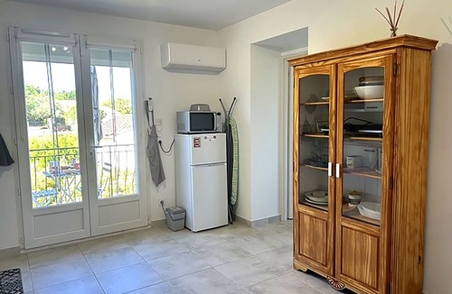 Saint-Didier Apartment | Vacation home in Provence near Mont Ventoux
