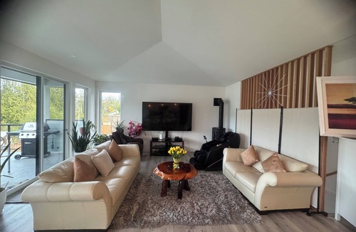 West Porpoise Bay House | Vacation home in Sechelt