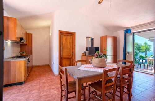 Trinita d'Agultu e Vignola House | Vacation Home "La casa vista isola 2" with Sea View, Terrace & Garden