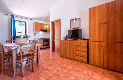 Trinita d'Agultu e Vignola House | Vacation Home "La casa vista isola 2" with Sea View, Terrace & Garden