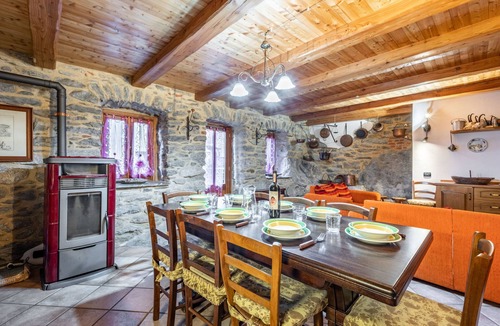 Noasca House | Vacation home Ivan by Interhome