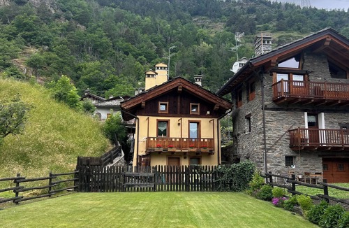 Arvier House | Vacation home La Ravoire