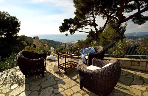 Imperia Villa | Vacation home magnificent sea and city view