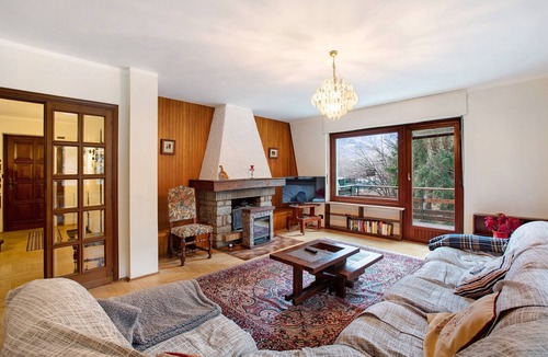 Morgex House | Vacation Home "Maison La Truite" with Mountain View, Private Terrace & 4 Balconies