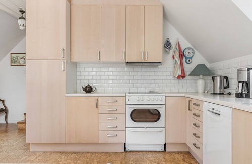 Trensum House | Vacation home Matvik by Interhome