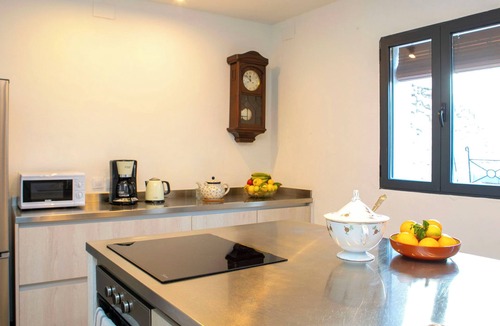 Orba House | Vacation home Peral by Interhome
