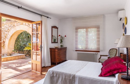 Cala Bona House | Vacation Home Sembat with Sea View, Pool & Wi-Fi