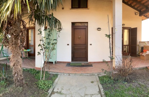 Bollengo House | Vacation home the two P's, relaxation on the Francigena for families or groups of friends