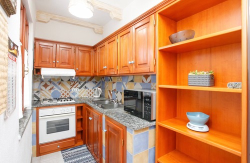 Luddui House | Vacation Home "Trilo Mare" with Sea View, Private Terrace & Wi-Fi