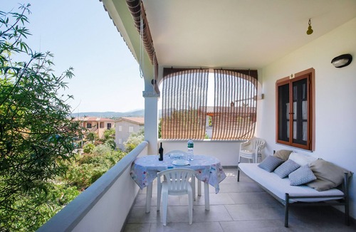Luddui House | Vacation Home "Trilo Mare" with Sea View, Private Terrace & Wi-Fi