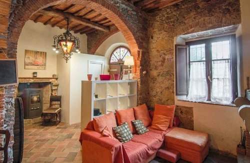 Filettole House | Vacation Home Tuscany Filettole, Pisa in the hearth of Tuscany