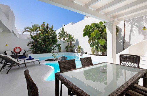 Geafond Villa | Vacation Home "Villa 87" with Mountain View, Pool & Wi-Fi