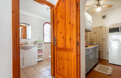 Quartu Sant'Elena House | Vacation Home "Villa Stella" with Private Terrace, Private Garden & Wi-Fi