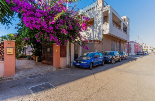 Alezio House | Vacation Home "Villa Stella" with Private Terraces & Private Garden