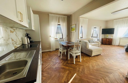 Idar-Oberstein House | Vacation home with 12 single beds in the center
