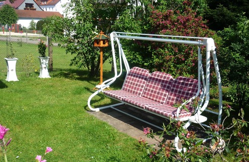 Finsterbergen House | Vacation home with covered terrace No pets