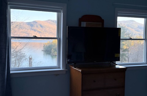 Silver Bay House | Vacation Home with 8 beds & fast WiFi with view of the Adirondacks & Lake George