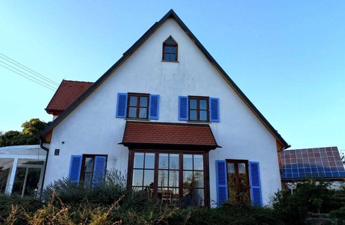 Blaufelden House | Vacation home with garden and direct access to meadows and fields