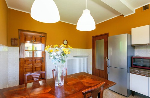 Brezzo di Bedero House | Vacation home with large garden and barbecue