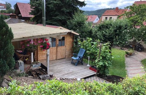 Eisenach House | Vacation home with wood stove sauna