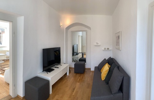 Eichstaett Apartment | Vacation in a monument on the historic city wall