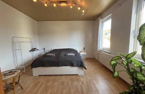 Deensen Bed & Breakfast | Vacation in Solling-Vogler—a cozy half-timbered house with 4 beautiful guest rooms