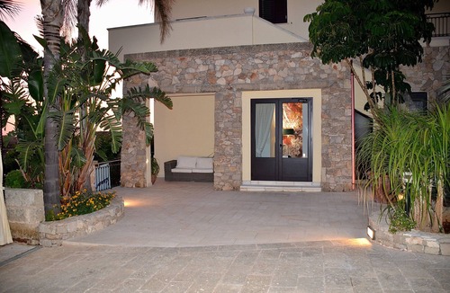 Matino Bed & Breakfast | Vacation in villa bellavista