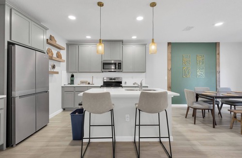 St. Cloud House | Vacation pad - w/pool, close to Lake Nona & Orlando