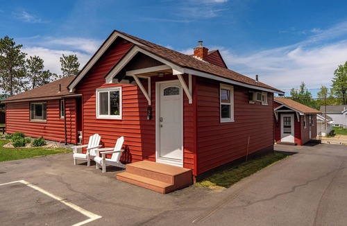 Ely Cottage | Vacation UniquEly cottage #2