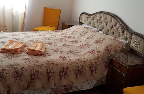 Valea Lunga Cricov House | Vacation villa, 350 mp offers a sharesd lounge garden, 20.000 mp,