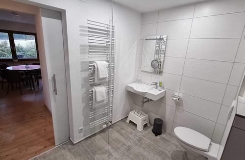Schonenbach Apartment | Vacation with us at home