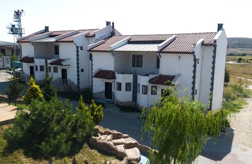 Ihsaniye Apartment | VADİ TERMAL OTEL