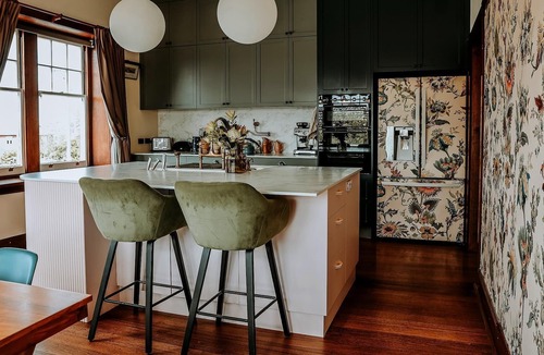 East Launceston House | Vagabond's Rest (ITAS) - Central 3-Bedroom Launceston Condominium
