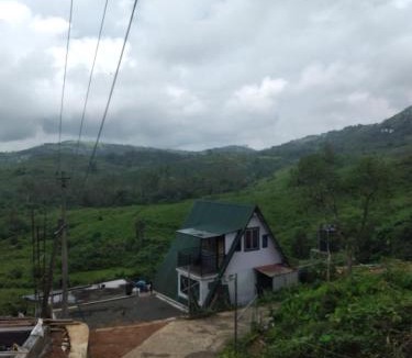 Vagamon Cabin | Vagamon leafhill mouthing view holidays