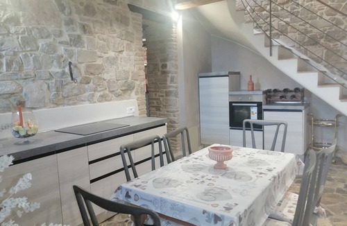 Montenero Villa | Val d'Orcia Historic Farmhouse: 19th century dwelling with Pool and View. 10pl for groups