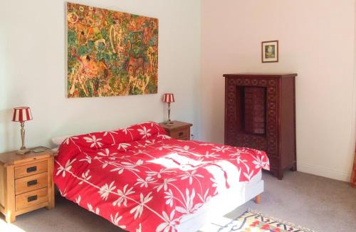 Lehon Apartment | Val Rive - Monet Apartment