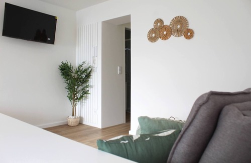Porto Apartment | Valbom Hideaway Light, Style and Peace
