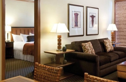 Peak 9 Cabin | Valdoro Mountain Lodge 2br -Breckenridge Colorado, SPA & Private Patio Hot Tub