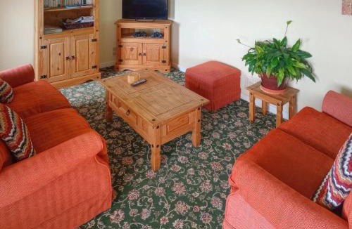 Littledean House | Vale View Cottage