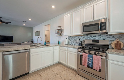 Tucson House | Valencia Crossings